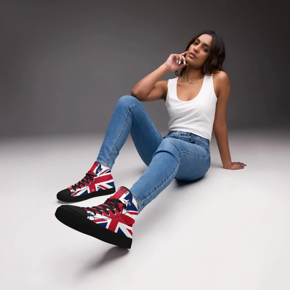 zapatillas de caña alta estilo All Star con diseño de unión jack